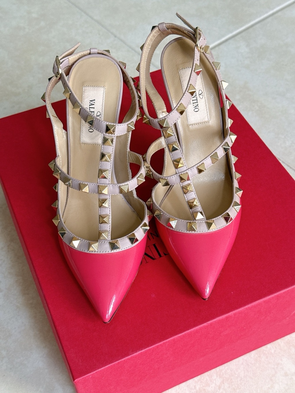 Valentino Rockstud Pink Patent Leather Pointed-Toe Slingback Heels 36